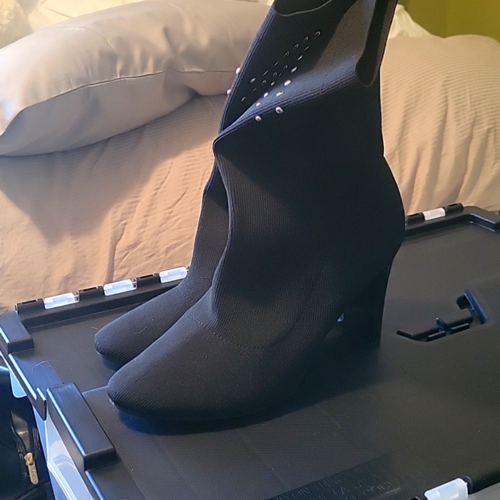 Circus boots